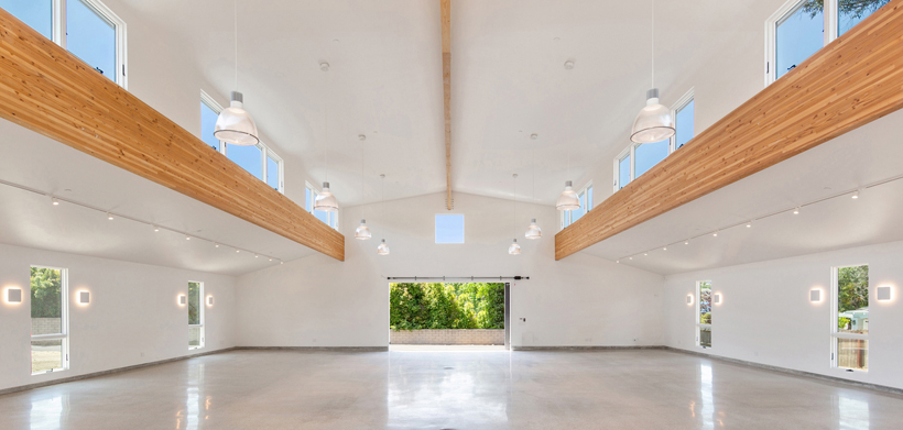 Interior W - Showcar Garage & Guest Suite Addition - ENR architects - Chad Jones Photography